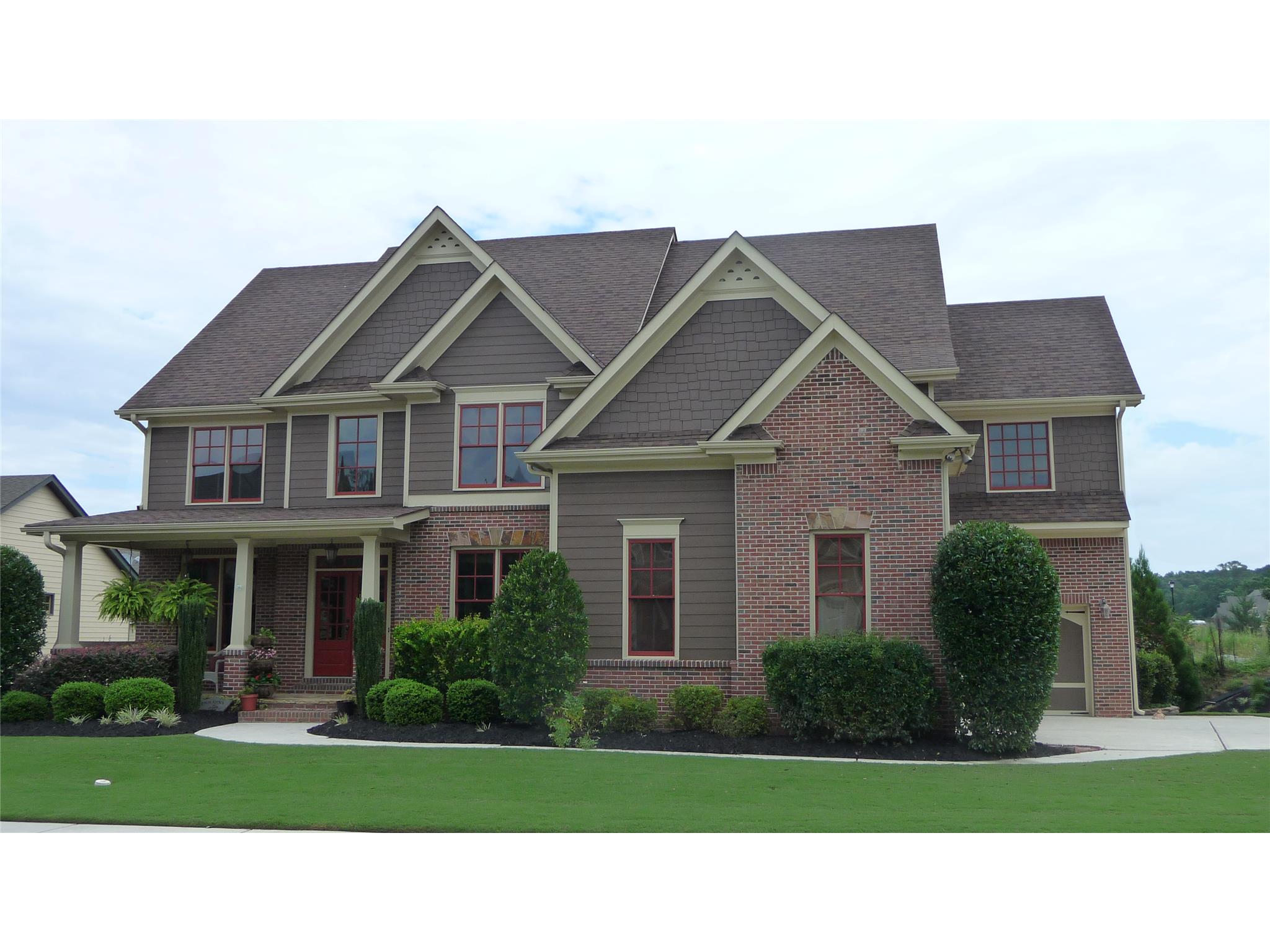 2945 Perimeter Cir, Buford, GA 30519 photo 1