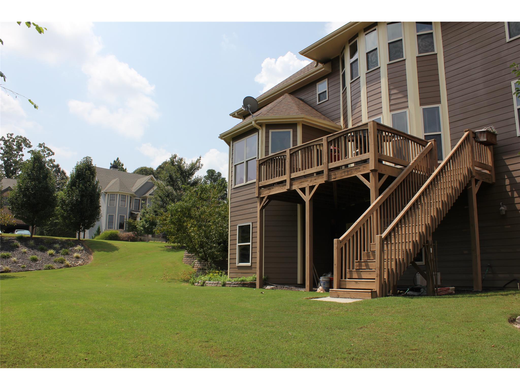 2945 Perimeter Cir, Buford, GA 30519 photo 5