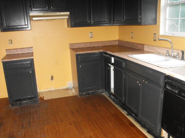 330 Brookside Dr, Mcdonough, GA 30253 photo 4