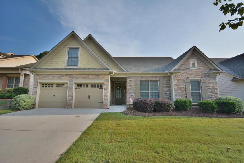 1707 Willoughby Dr, Buford, GA 30519 photo 1