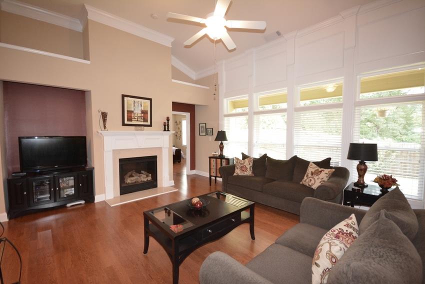 1707 Willoughby Dr, Buford, GA 30519 photo 7