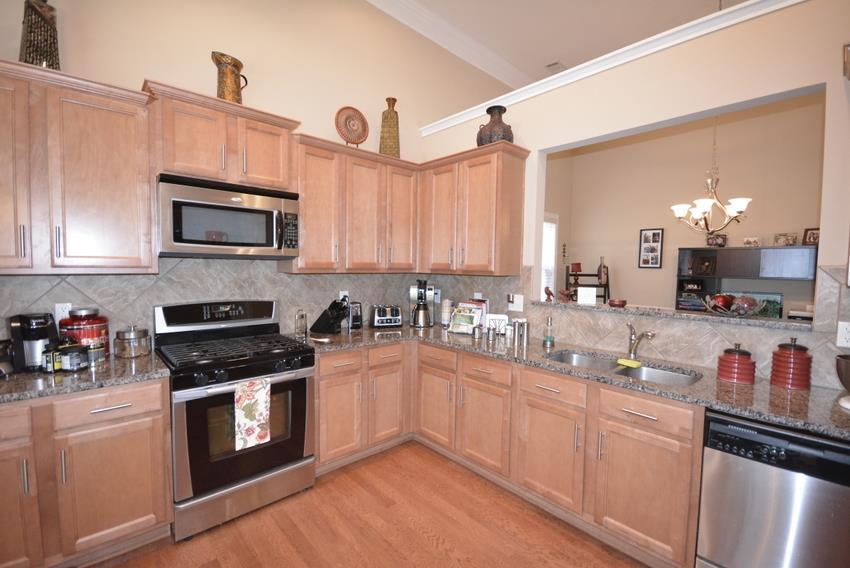 1707 Willoughby Dr, Buford, GA 30519 photo 10