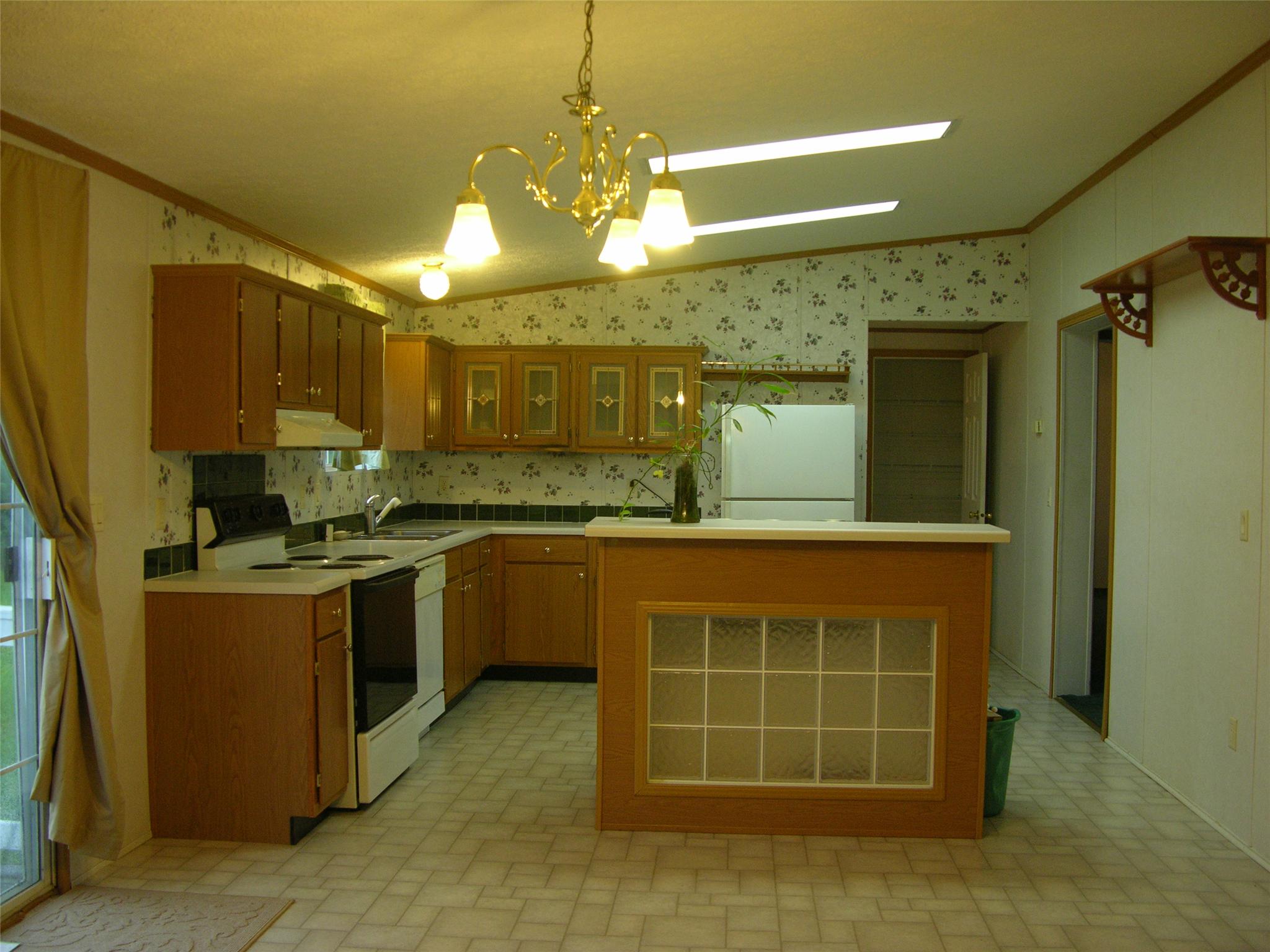 332 Brighton Dr, Byron, GA 31008 photo 6