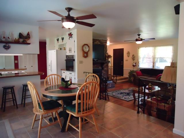 966 Dooley Rd, Clarkesville, GA 30523 photo 3