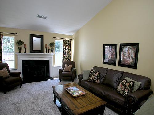 3152 Centurion Dr, Gainesville, GA 30506 photo 4