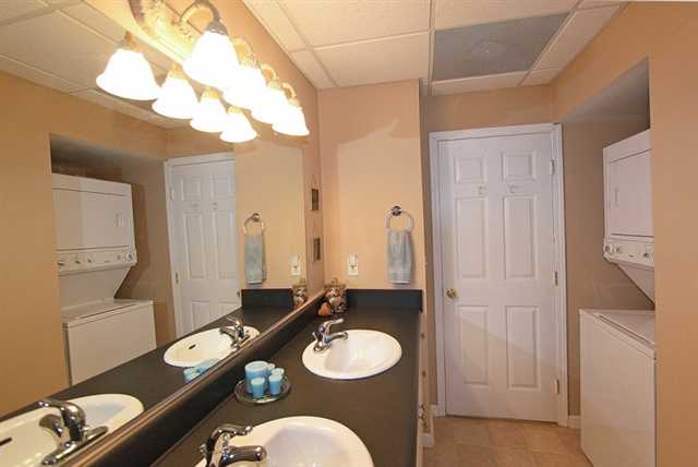 98 Saint Aurics Dr, Suwanee, GA 30024 photo 23
