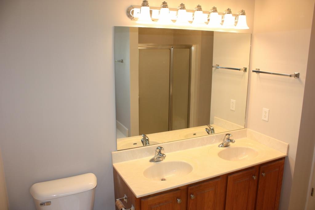 135 Montrose Way, Lagrange, GA 30240 photo 8