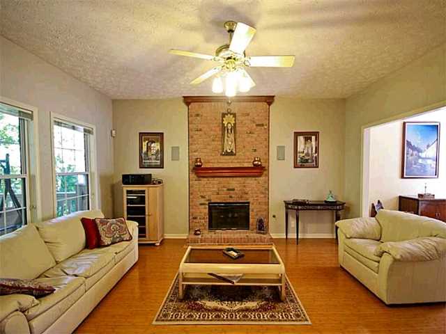 3395 Ashton Dr, Suwanee, GA 30024 photo 9