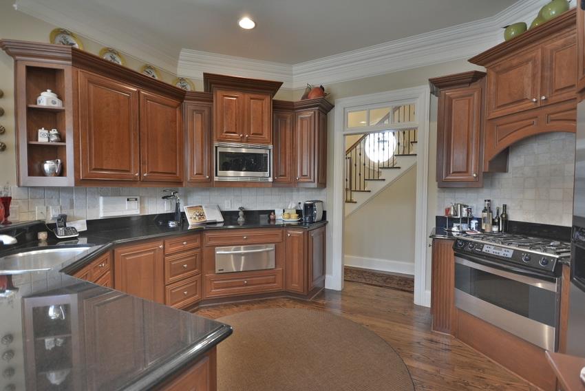 8255 Royal Melbourne Way, Duluth, GA 30097 photo 9