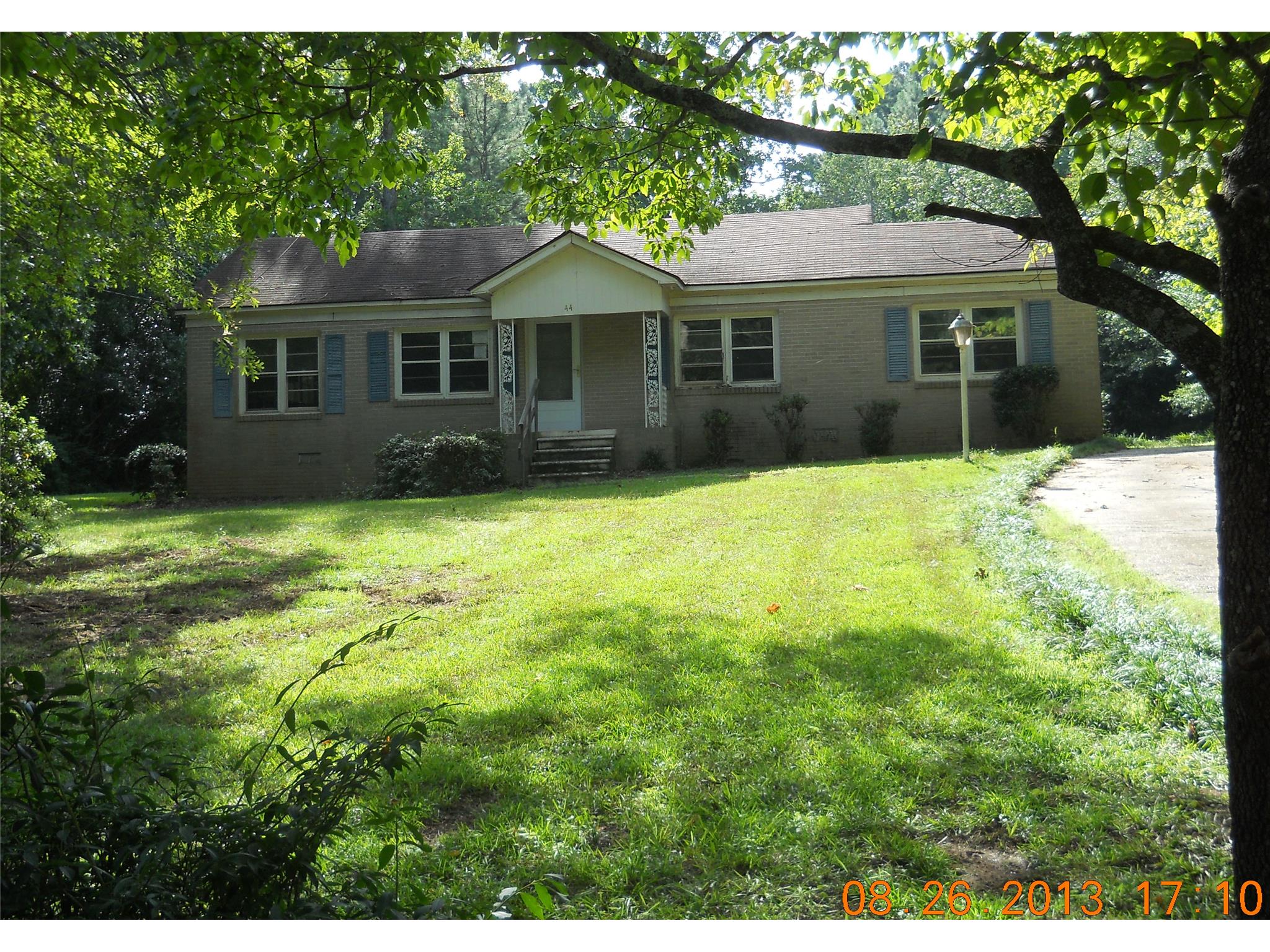 44 Oakridge Dr, Lagrange, GA 30240 photo 1