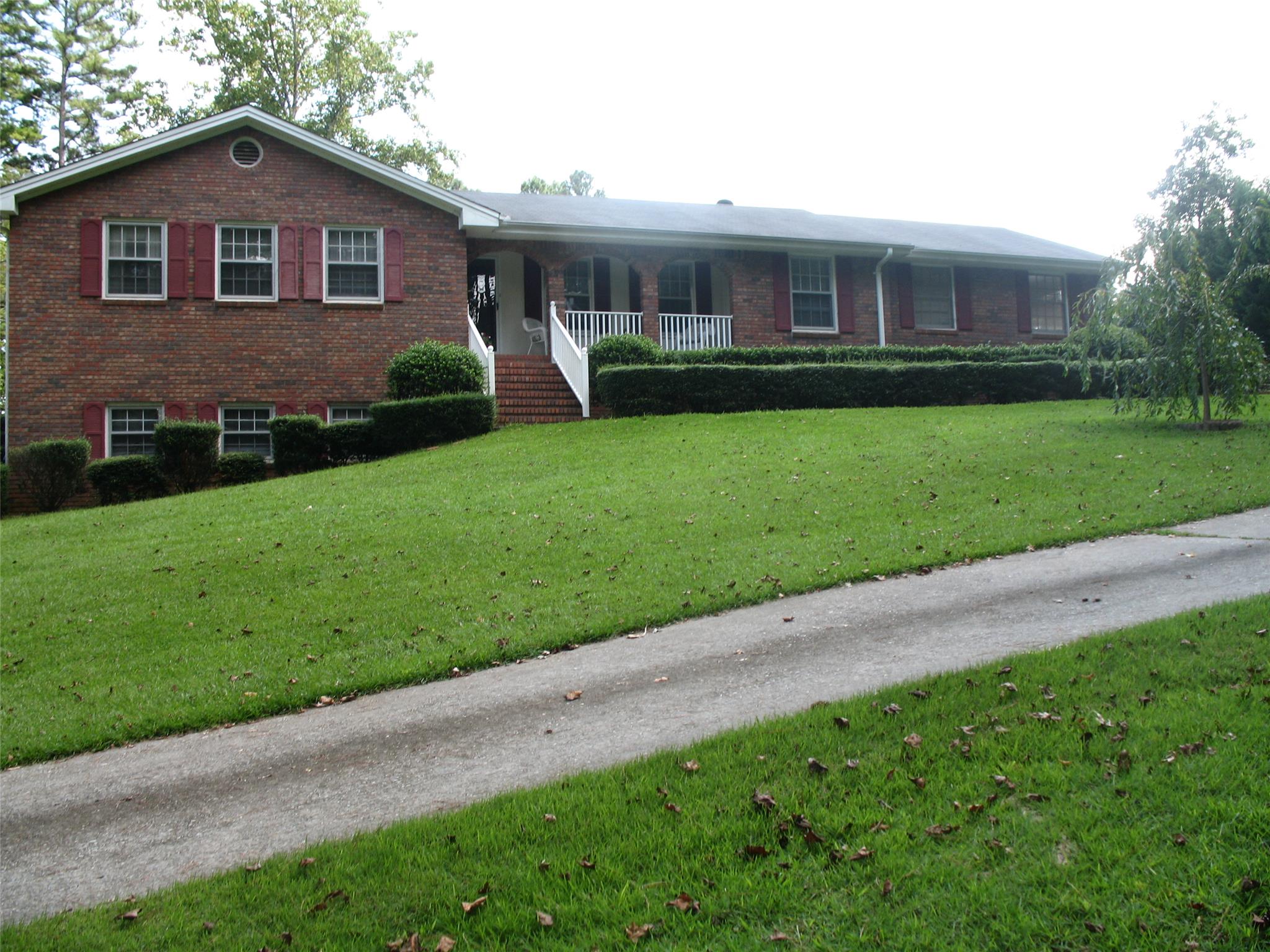 28 Cherokee Hills Ln, Toccoa, GA 30577 photo 2