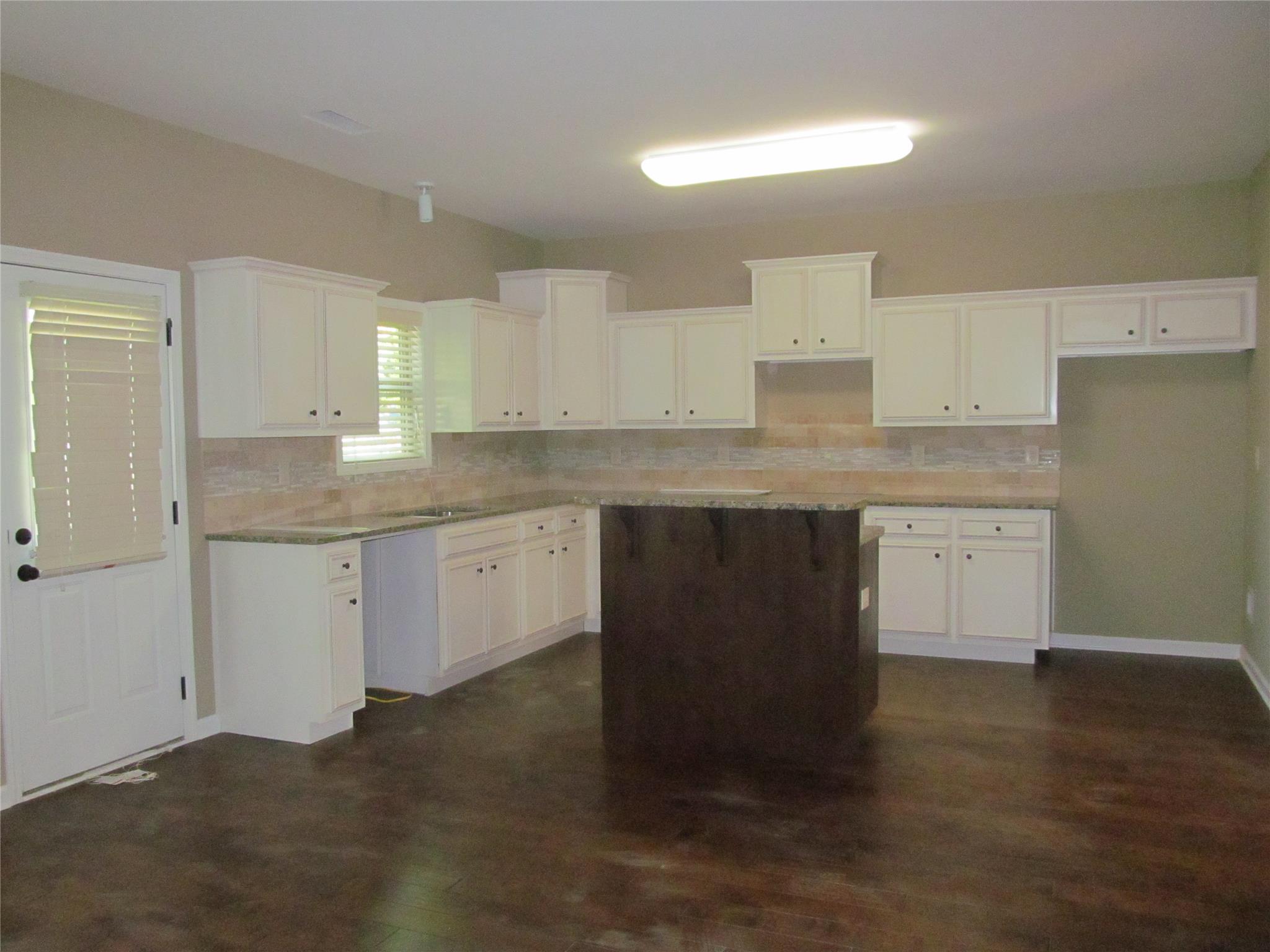 2409 19th Pl, Valley, AL 36854 photo 4