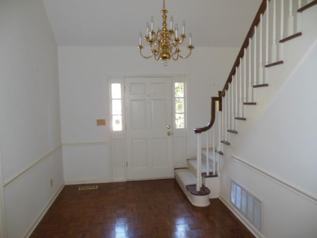 811 Camellia Dr, Lagrange, GA 30240 photo 3