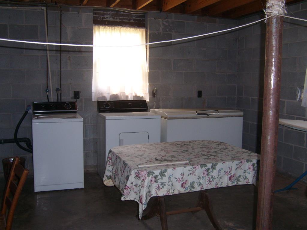144 Mallory Dr, Lagrange, GA 30241 photo 16