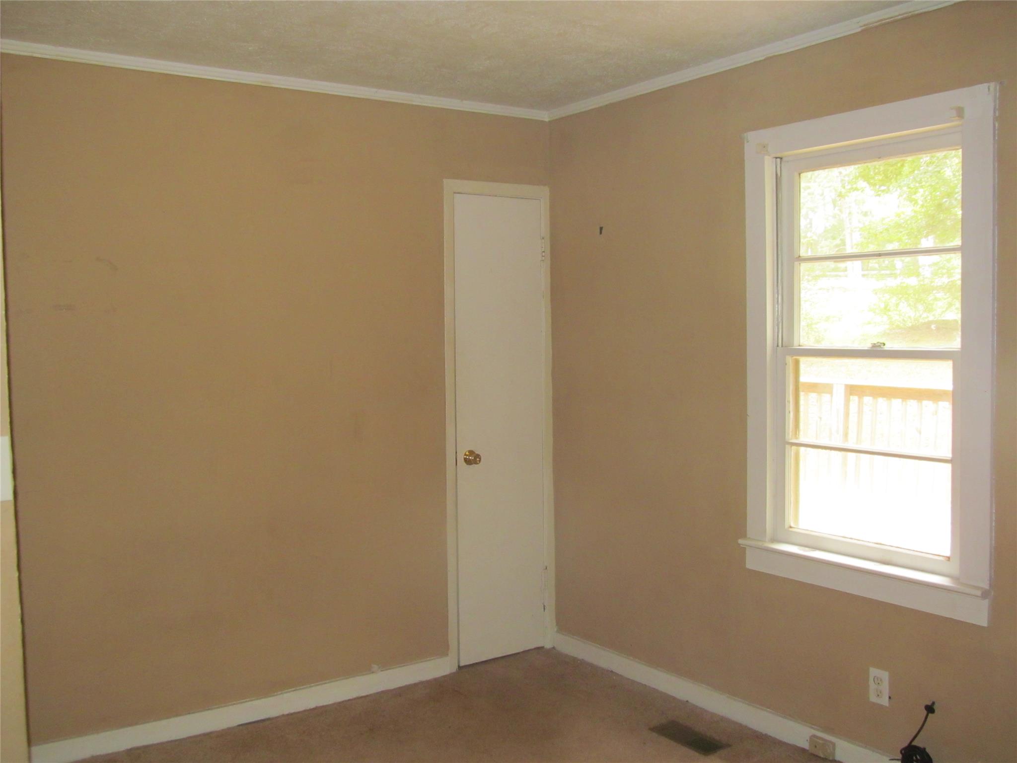 195 Poplar Cir, Lagrange, GA 30241 photo 7