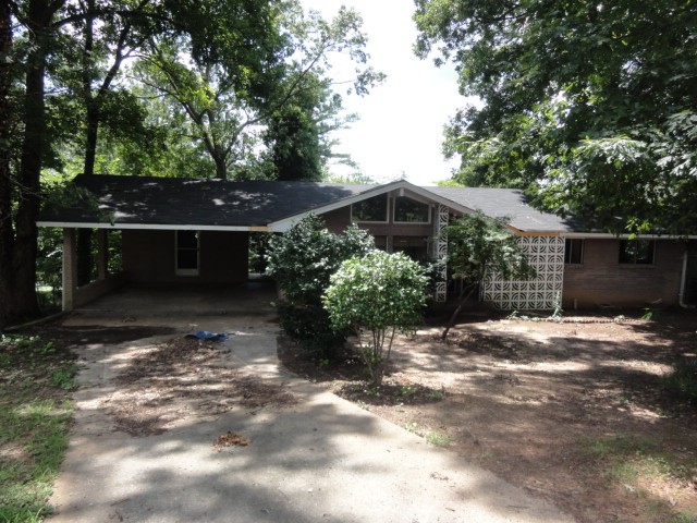 6426 Katie Ln, Morrow, GA 30260 photo 1