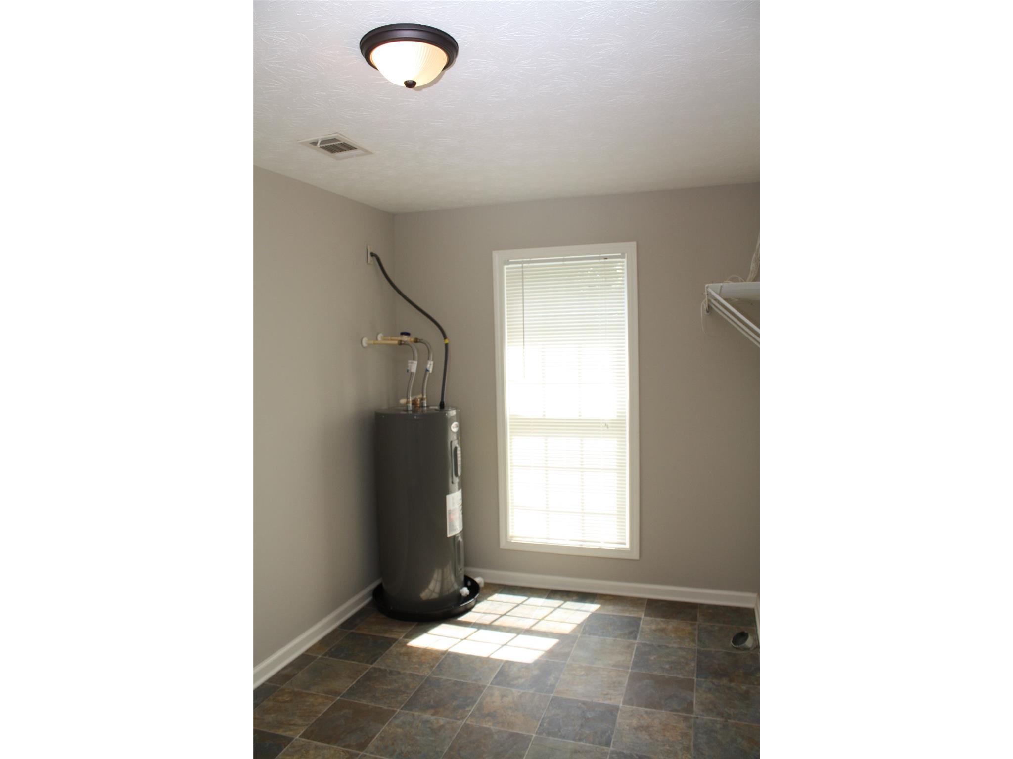 106 Arrowhead Dr, West Point, GA 31833 photo 13