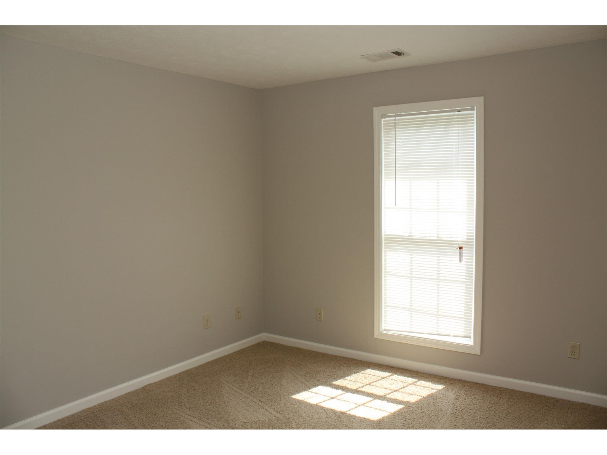 106 Arrowhead Dr, West Point, GA 31833 photo 11