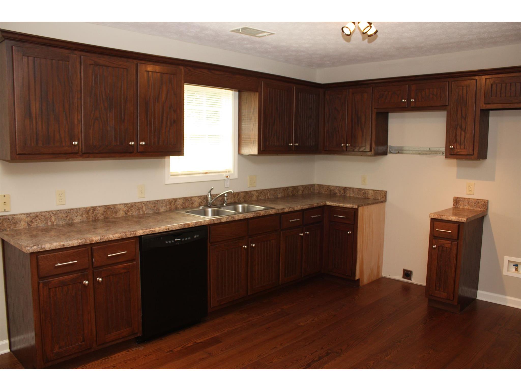 106 Arrowhead Dr, West Point, GA 31833 photo 14