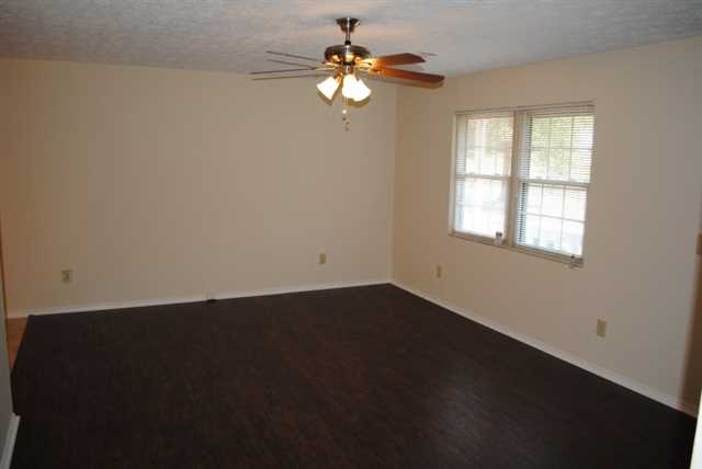 490 Cowan Rd, Covington, GA 30016 photo 2