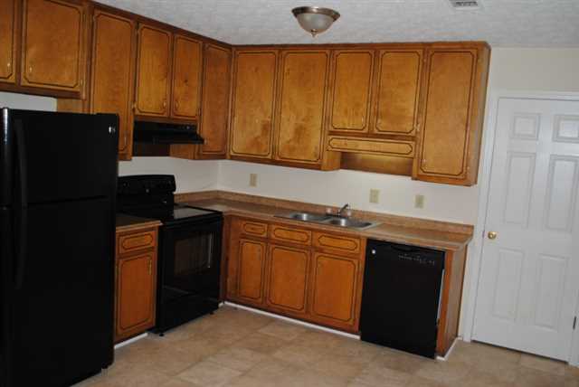 490 Cowan Rd, Covington, GA 30016 photo 4