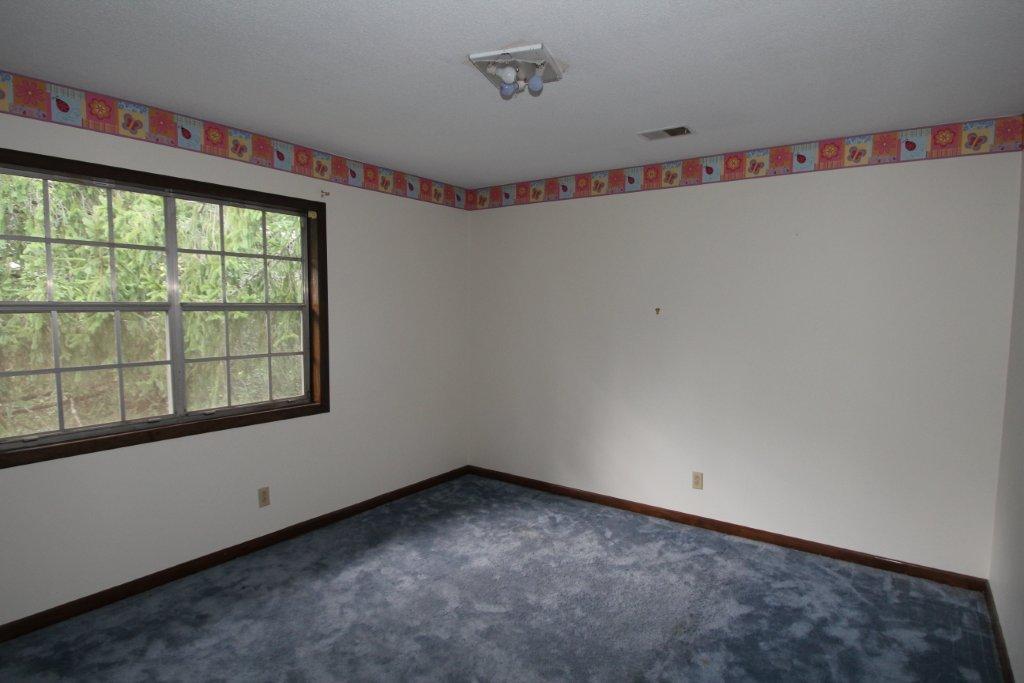 93 Lynwood Dr, Toccoa, GA 30577 photo 12