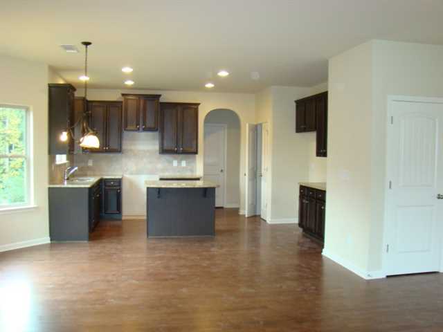656 Ocean Ave, Canton, GA 30115 photo 9