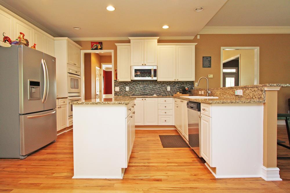 1034 Creek Side Dr, Canton, GA 30115 photo 8