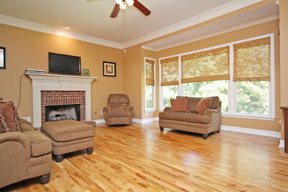 1034 Creek Side Dr, Canton, GA 30115 photo 6