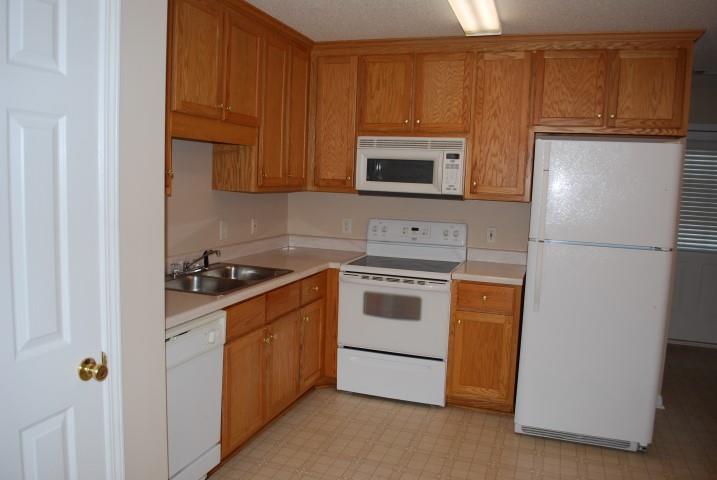236 Katelyn Cir, Warner Robins, GA 31088 photo 11