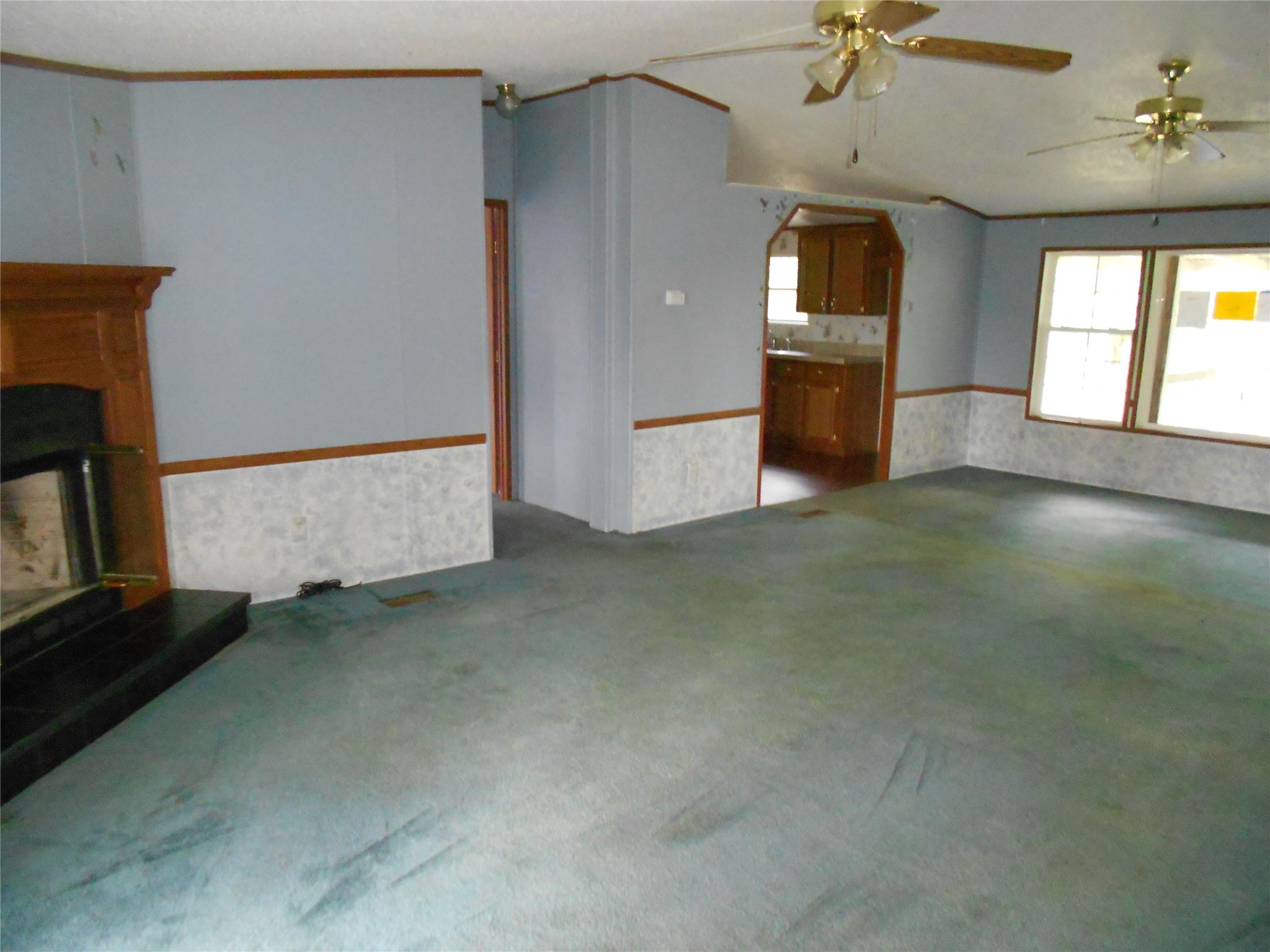 291 Mann Rd, Barnesville, GA 30204 photo 3