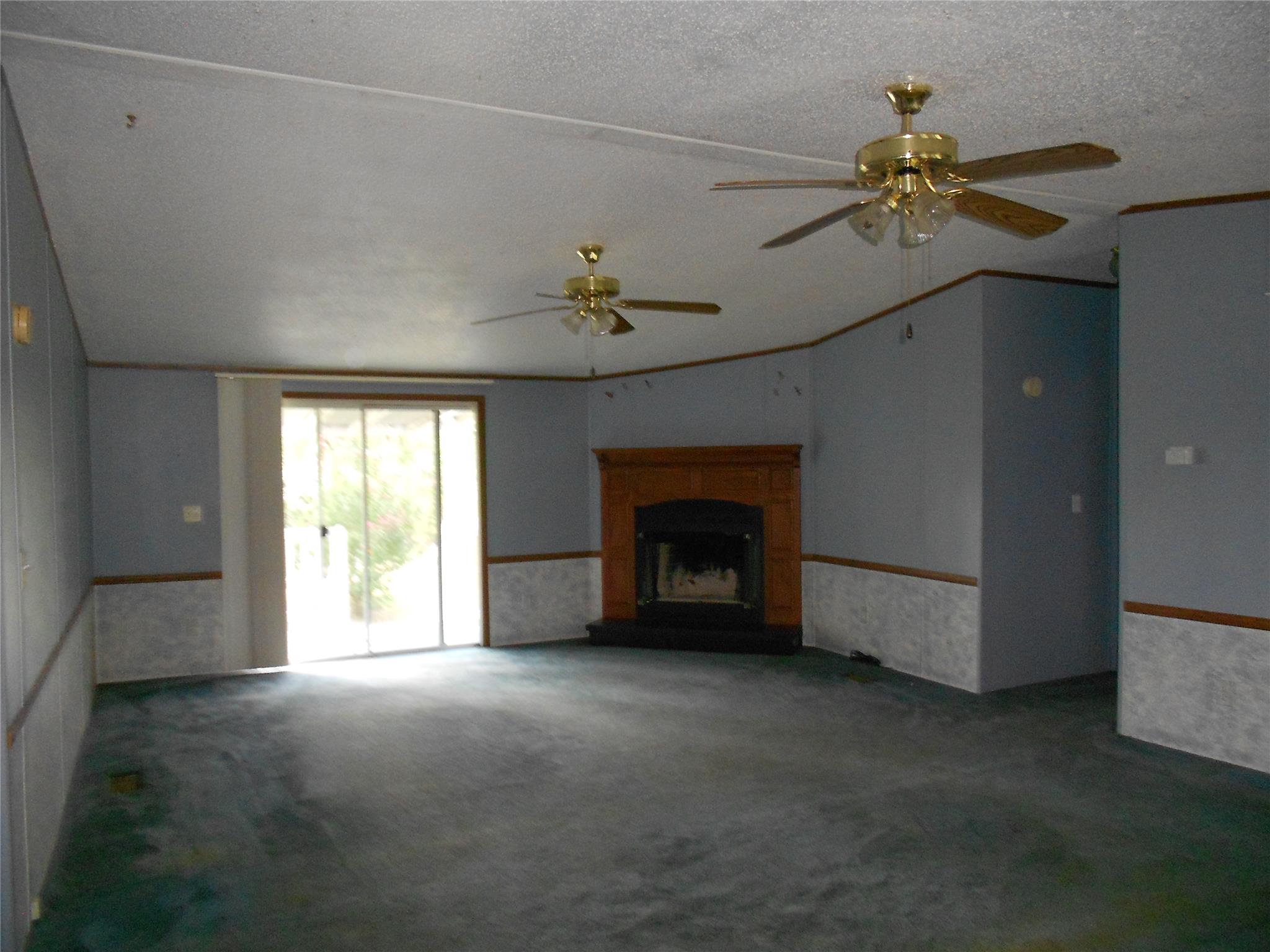 291 Mann Rd, Barnesville, GA 30204 photo 2