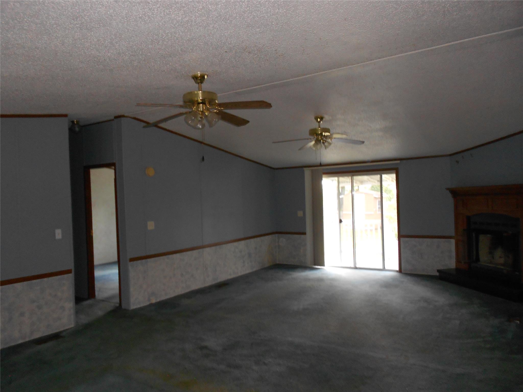 291 Mann Rd, Barnesville, GA 30204 photo 4
