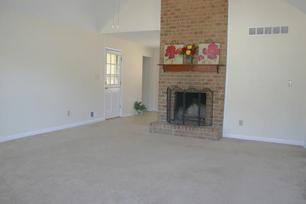 120 Meadowview Dr, Tyrone, GA 30290 photo 3