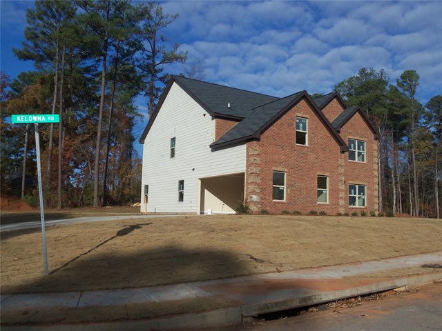 12045 Kelowna Rd, Hampton, GA 30228 photo 2