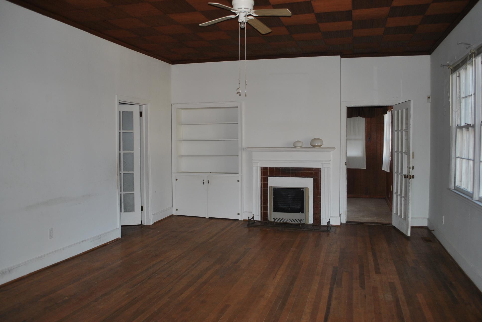 205 W First St, Jackson, GA 30233 photo 8