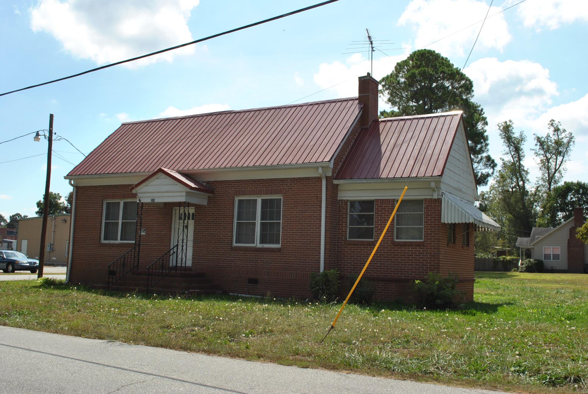 205 W First St, Jackson, GA 30233 photo 2