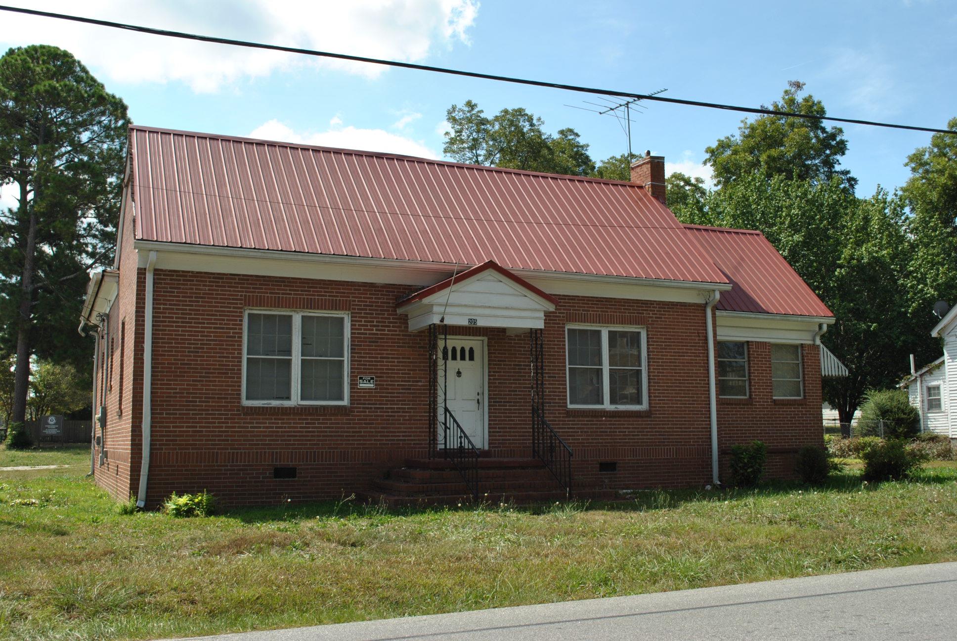 205 W First St, Jackson, GA 30233 photo 1