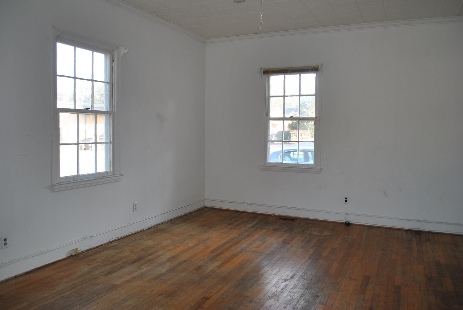 205 W First St, Jackson, GA 30233 photo 11