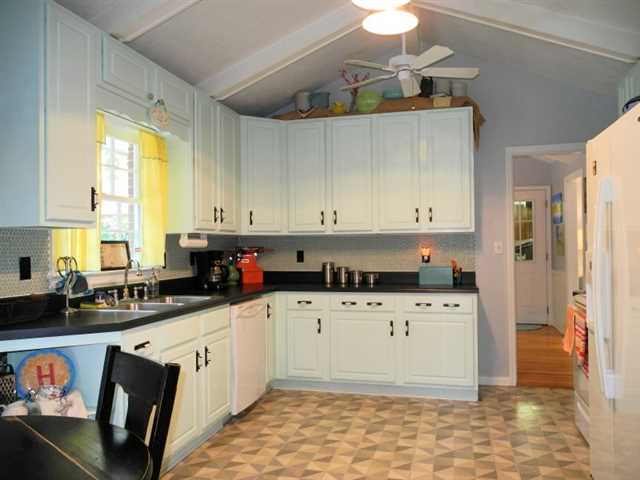 738 Pine Needle Rd, Hampton, GA 30228 photo 6