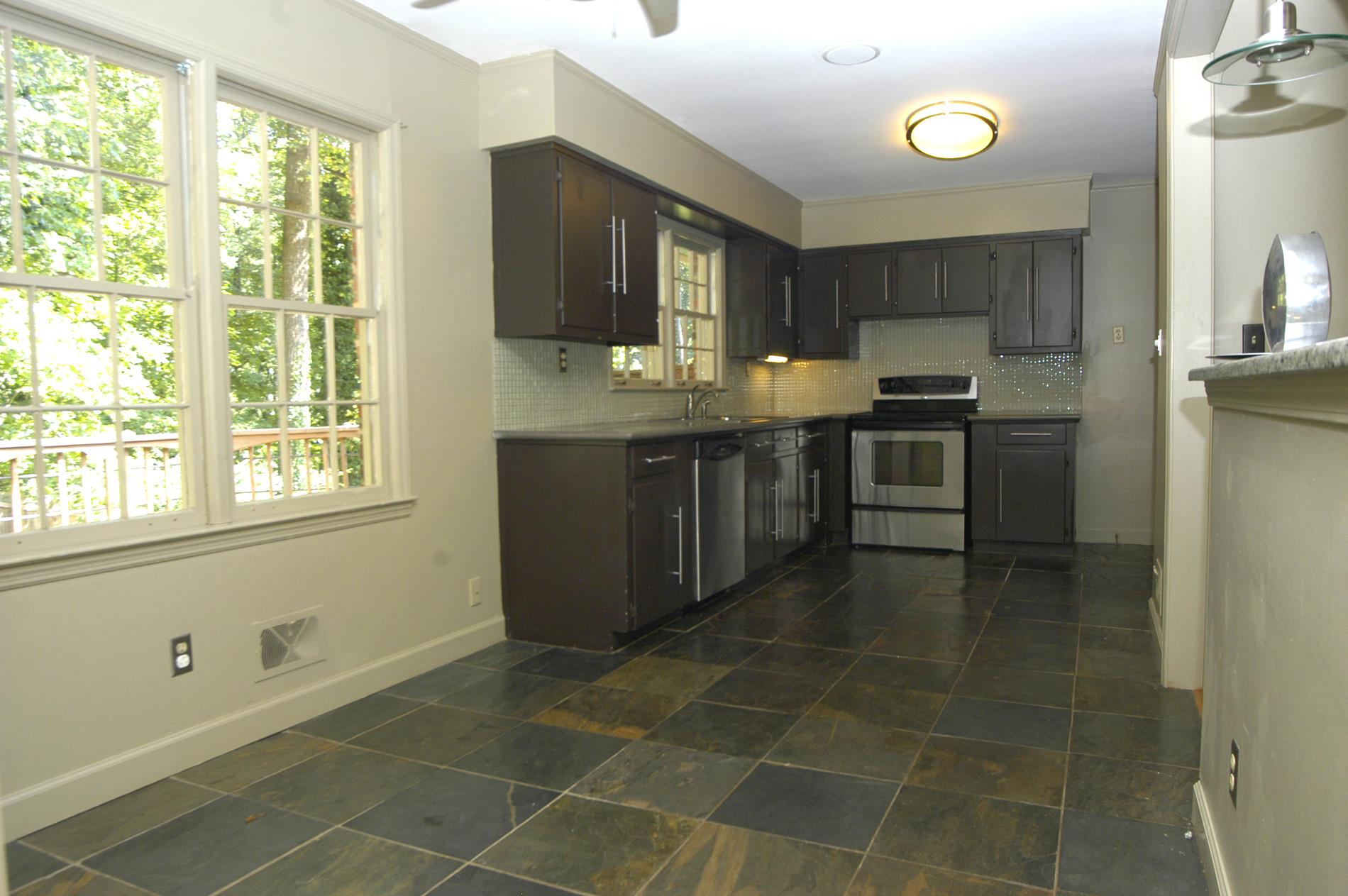 4502 Sims Ct, Tucker, GA 30084 photo 2