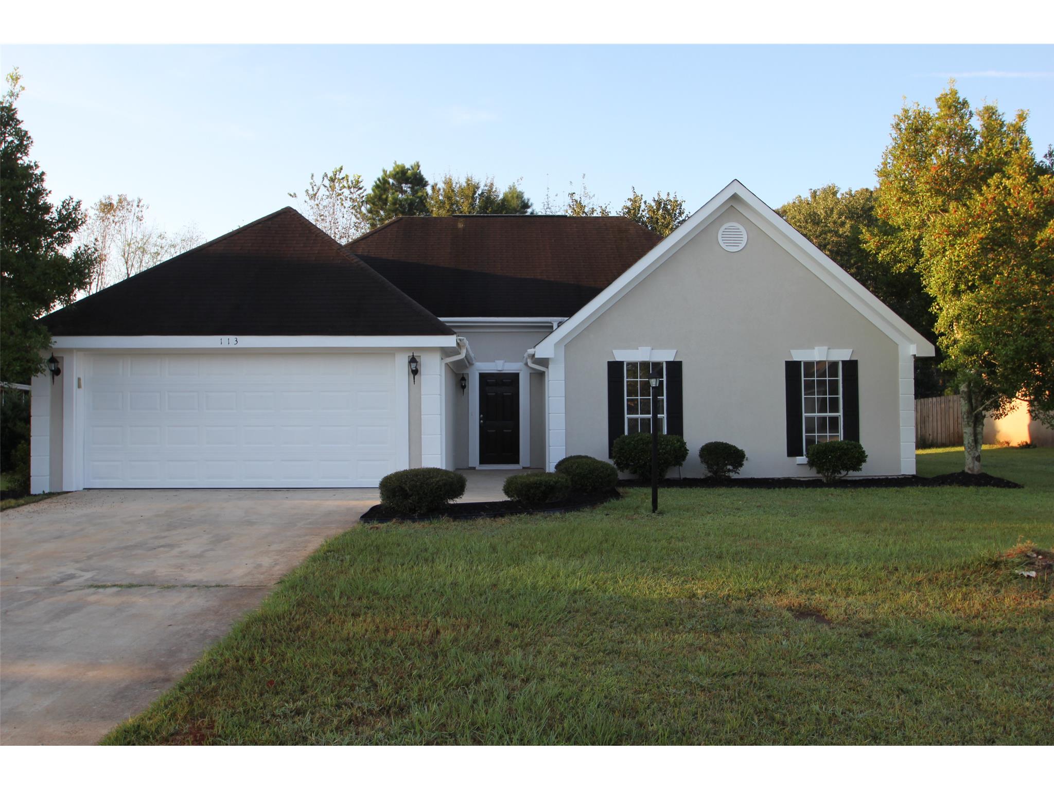 113 Blake Ter, Warner Robins, GA 31088 photo 1