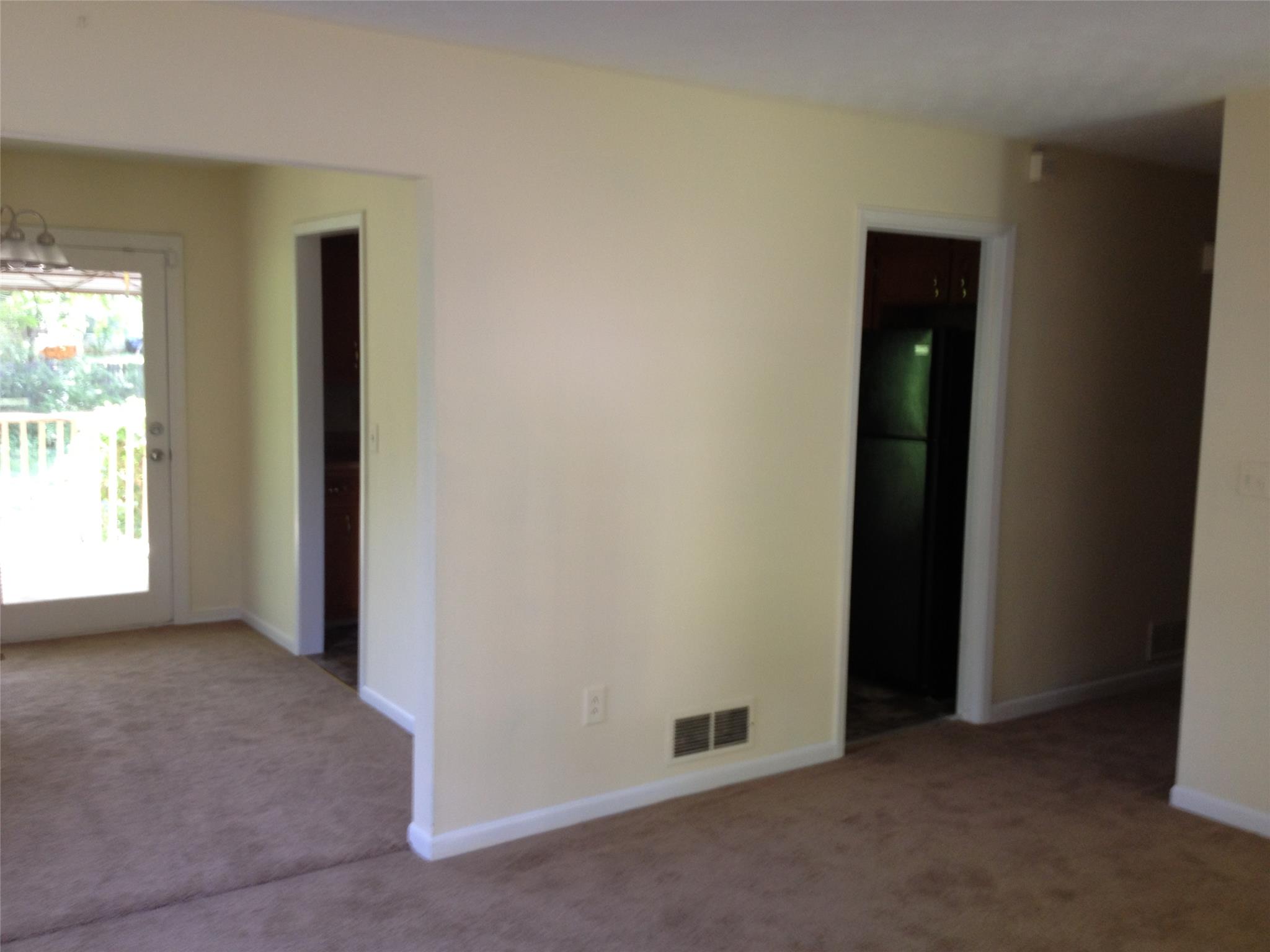 6716 Bedford Rd, Rex, GA 30273 photo 2