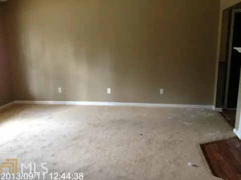 169 Pebble Crk, Jackson, GA 30233 photo 2