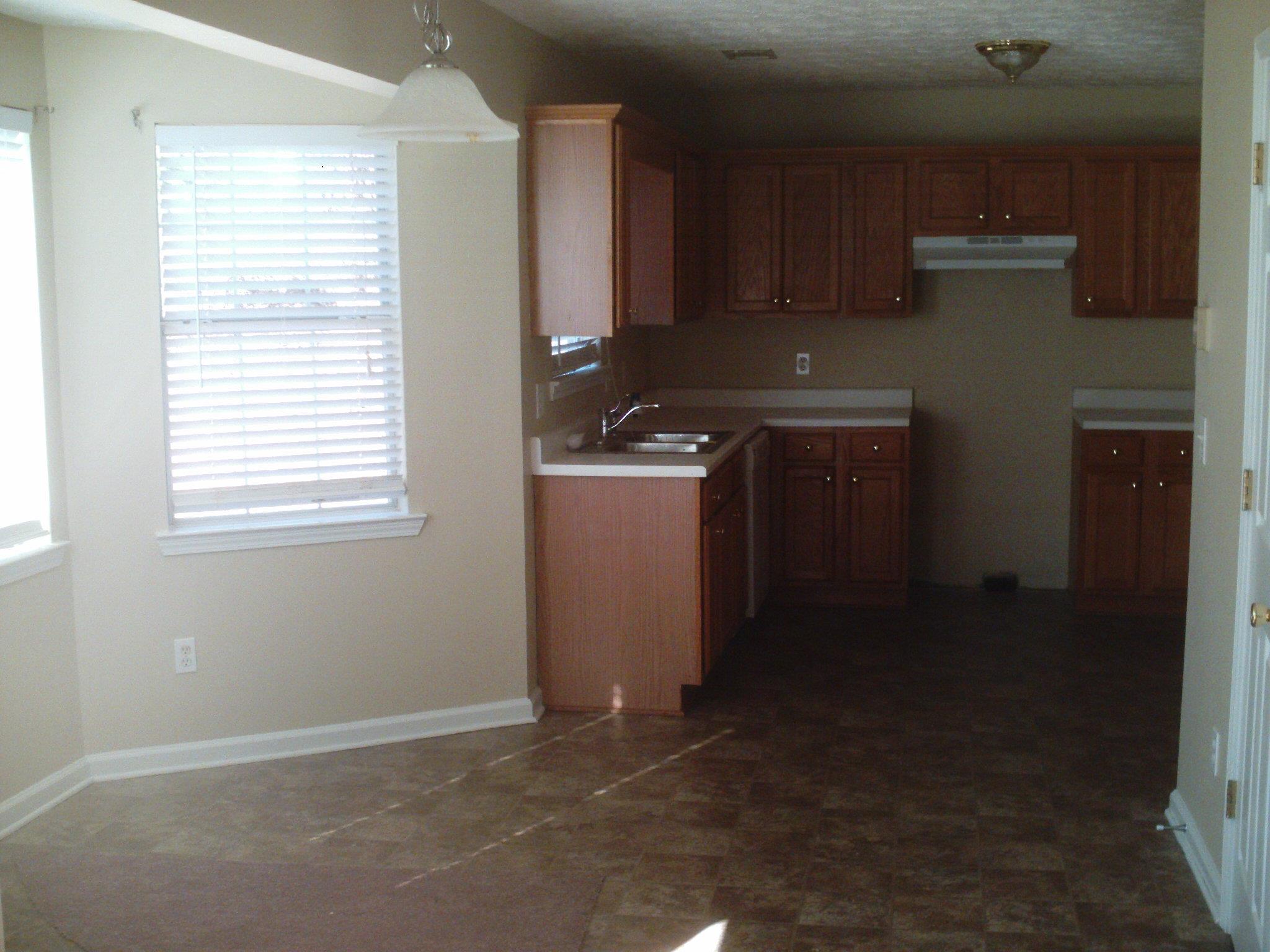275 Mountain Ln, Covington, GA 30016 photo 4