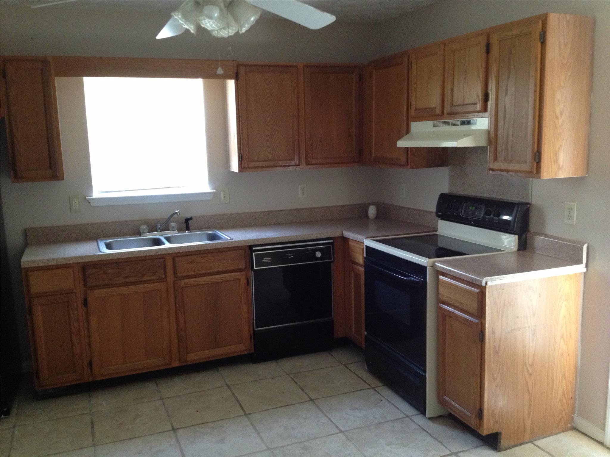6580 Planters Ct, Morrow, GA 30260 photo 5