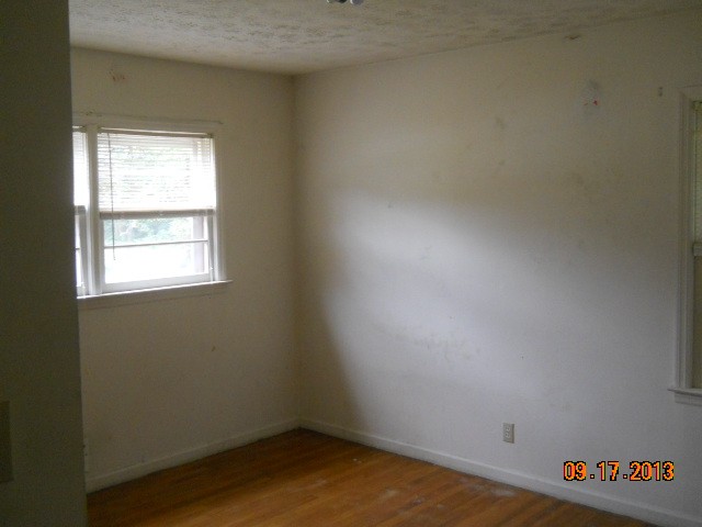 1502 Pine Cir, Austell, GA 30168 photo 5