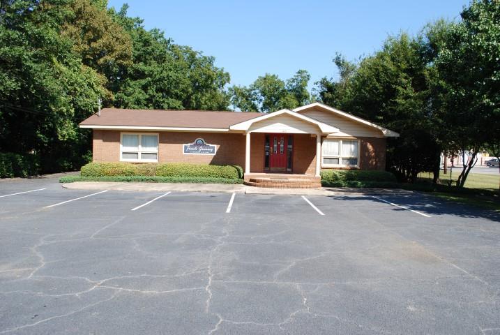 102 Lois Dr, Warner Robins, GA 31093 photo 2