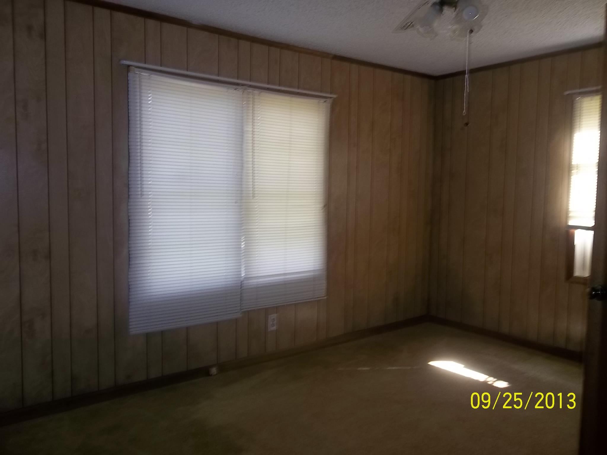 121 Weathers Dr, Lagrange, GA 30240 photo 4