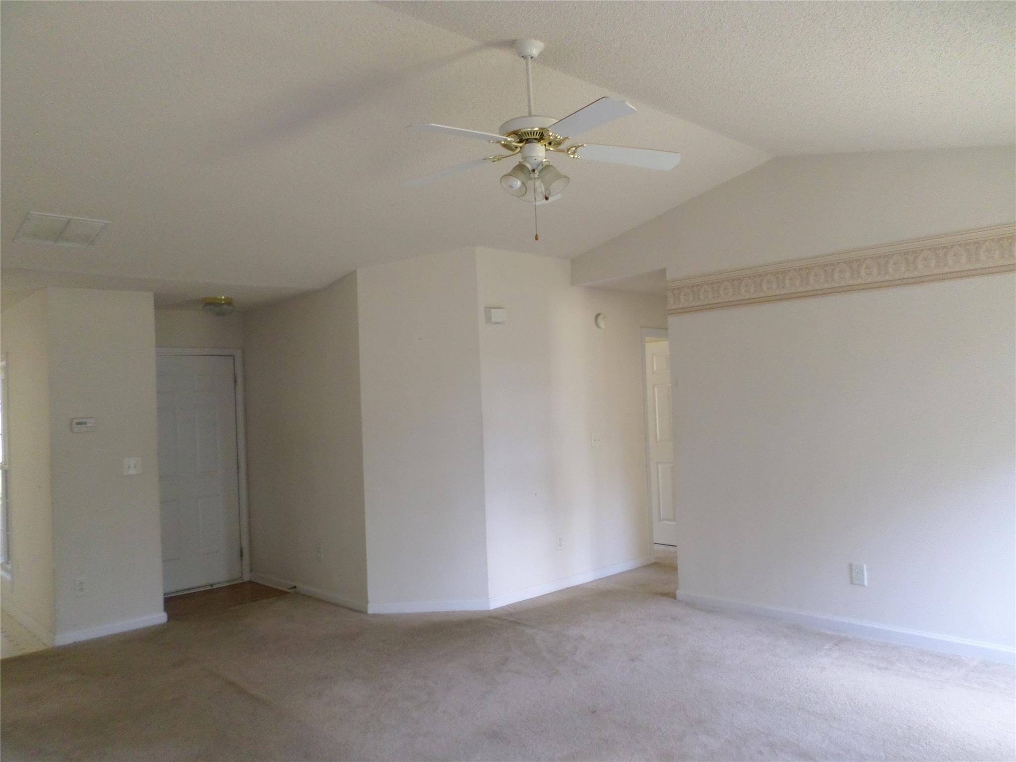 210 Crofton Rdg, Bethlehem, GA 30620 photo 2